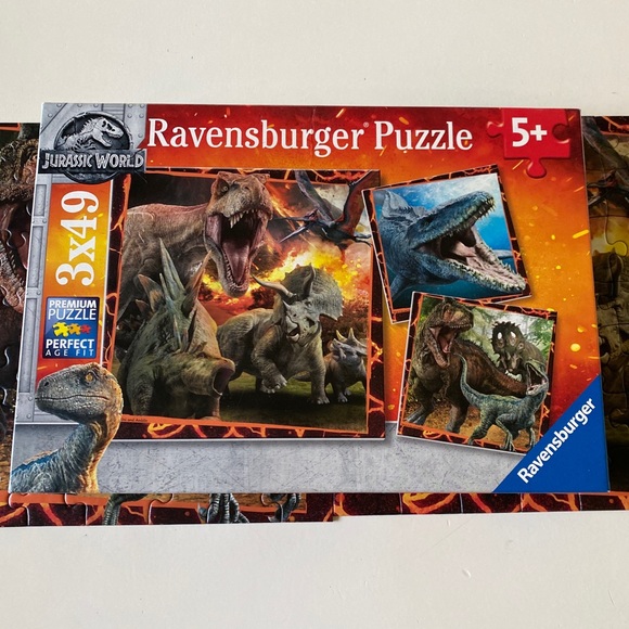 Ravensburger Jurassic Park World 3 Jigsaw Puzzles 3 Pack Dinosaur - Picture 1 of 5